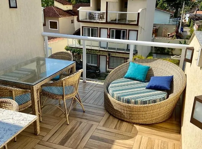 Casa de boneca em Condomínio - Juquehy